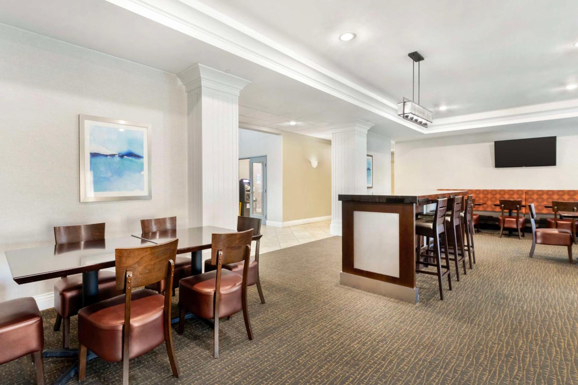 Best Western Plus Appleton Airport Mall Hotel Eksteriør billede